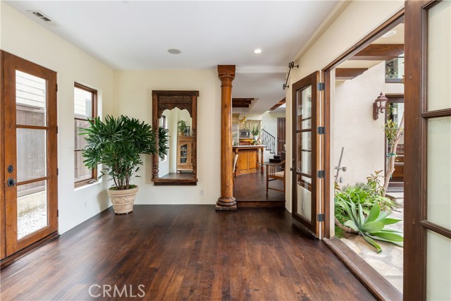 720 33rd Street, Manhattan Beach, California 90266, 5 Bedrooms Bedrooms, ,3 BathroomsBathrooms,Residential,Sold,33rd,SB19184166