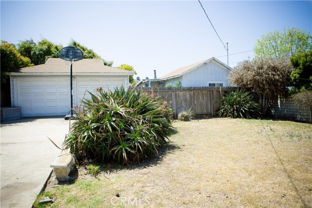 1042 9th Street, Manhattan Beach, California 90266, 3 Bedrooms Bedrooms, ,2 BathroomsBathrooms,Residential,Sold,9th,SB18109945