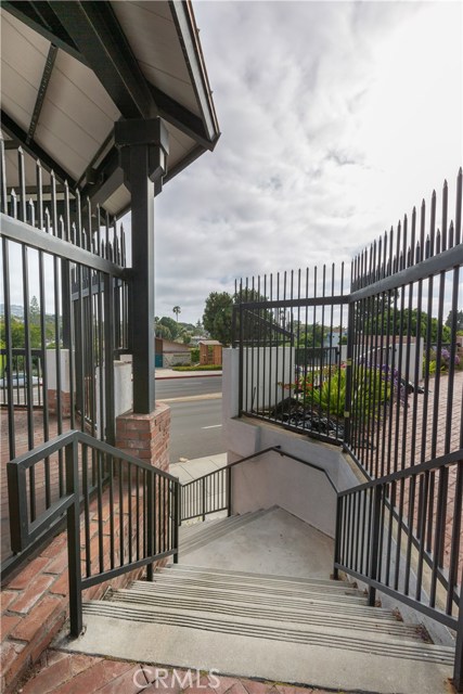 1800 Pacific Coast, Redondo Beach, California 90277, 4 Bedrooms Bedrooms, ,3 BathroomsBathrooms,Residential,Sold,Pacific Coast,PV20134664
