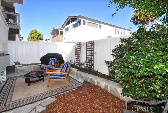 1610 Stanford Avenue, Redondo Beach, California 90278, 3 Bedrooms Bedrooms, ,2 BathroomsBathrooms,Residential,Sold,Stanford,SB18293748