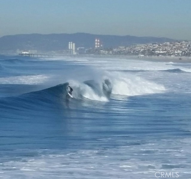 ENJOY some of the most beautiful beaches in the whole South Bay!!
