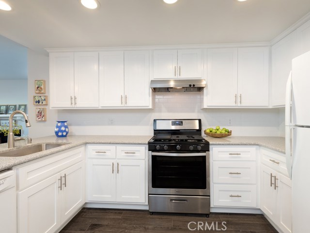 1112 Beryl Street, Redondo Beach, California 90277, 2 Bedrooms Bedrooms, ,1 BathroomBathrooms,Residential,Sold,Beryl,SB18160339