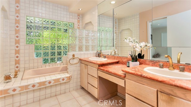 4 Bed Home for Sale in Encino, California