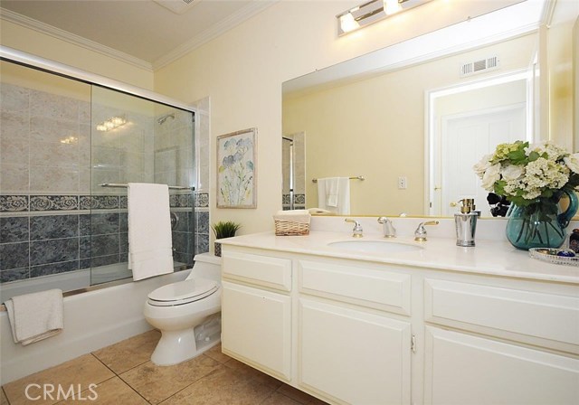 Main Floor Guest Bathroom