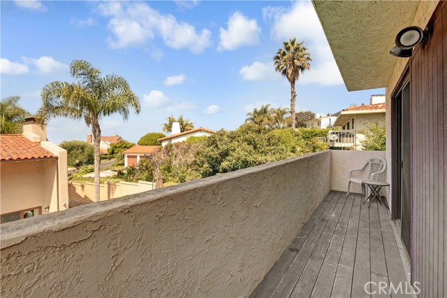 2633 Via Valdes, Palos Verdes Estates, California 90274, 4 Bedrooms Bedrooms, ,2 BathroomsBathrooms,Residential,Sold,Via Valdes,SB18238592