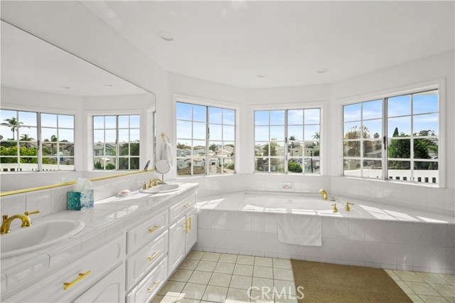 1924 Gates Avenue, Redondo Beach, California 90278, 4 Bedrooms Bedrooms, ,2 BathroomsBathrooms,Residential,Sold,Gates,PV20227378