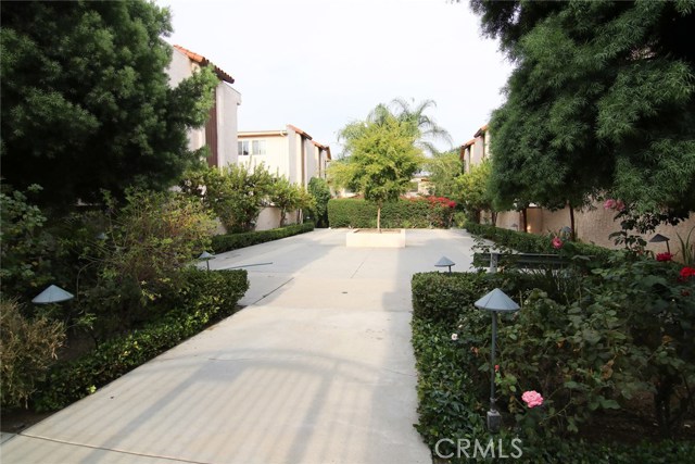 2 Bed Home for Sale in Burbank, California