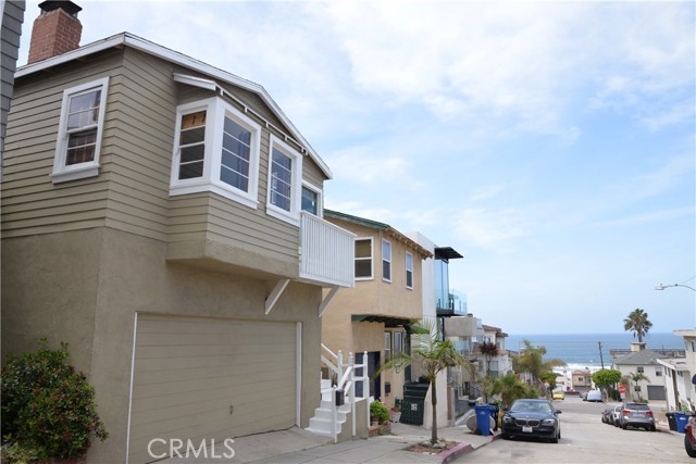 240 34th Street, Hermosa Beach, California 90254, 2 Bedrooms Bedrooms, ,2 BathroomsBathrooms,Residential,Sold,34th,SB17086284