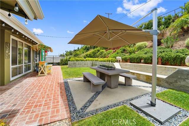 5024 Elmdale Drive, Rolling Hills Estates, California 90274, 4 Bedrooms Bedrooms, ,2 BathroomsBathrooms,Residential,Sold,Elmdale,SB20127601