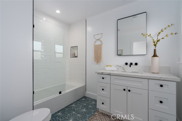 4 Bed Home for Sale in Silver Lake, California