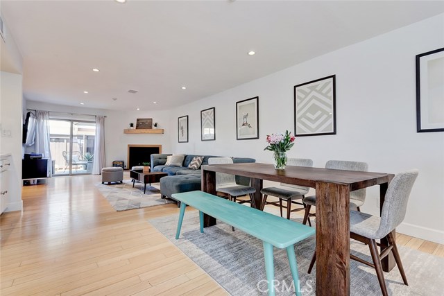 2520 Graham Avenue, Redondo Beach, California 90278, 2 Bedrooms Bedrooms, ,1 BathroomBathrooms,Residential,Sold,Graham,SB20150608
