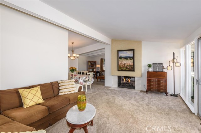 Living room w/ Fireplace