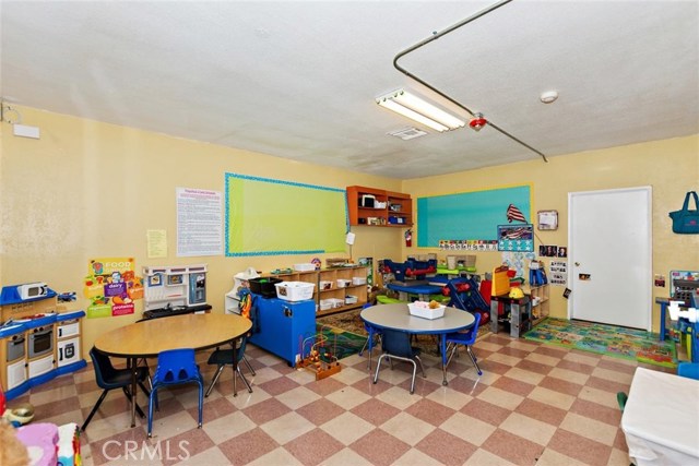 Lynwood, ,Commercial,For Sale,Lynwood,CV20155528