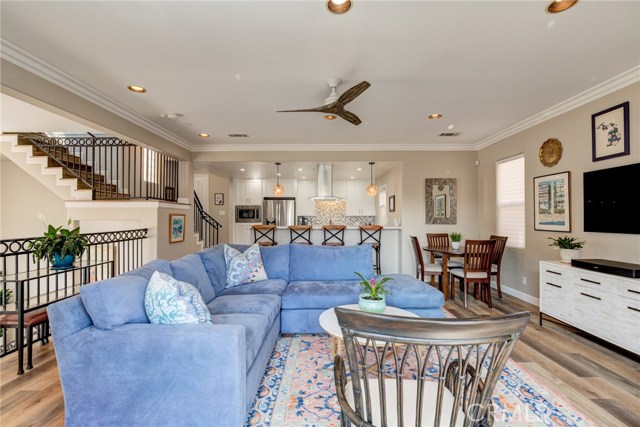 2403 Rockefeller Lane, Redondo Beach, California 90278, 3 Bedrooms Bedrooms, ,2 BathroomsBathrooms,Residential,Sold,Rockefeller,SB20212626