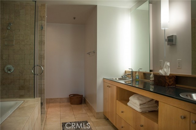 S Grand, 90015, ,For Sale,S Grand,103,WS20180265