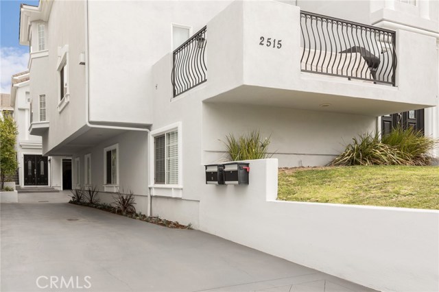 2515 Voorhees Avenue, Redondo Beach, California 90278, 4 Bedrooms Bedrooms, ,4 BathroomsBathrooms,Residential,Sold,Voorhees,SB18062969