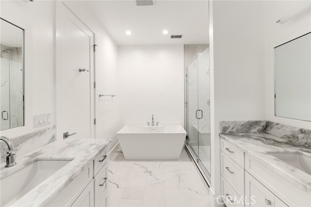 2114 Carnegie Lane, Redondo Beach, California 90278, 5 Bedrooms Bedrooms, ,5 BathroomsBathrooms,Residential,Sold,Carnegie,SB21029719