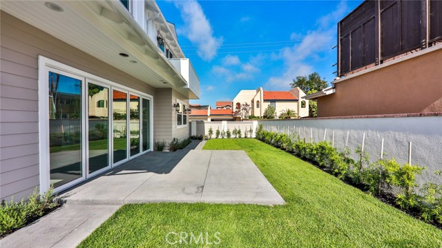 2022 Bataan Road, Redondo Beach, California 90278, 5 Bedrooms Bedrooms, ,4 BathroomsBathrooms,Residential,Sold,Bataan,PV20137433