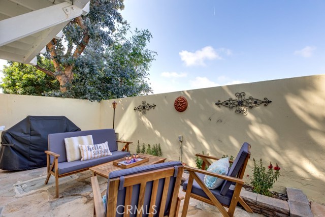 1717 Van Horne Lane, Redondo Beach, California 90278, 3 Bedrooms Bedrooms, ,1 BathroomBathrooms,Residential,Sold,Van Horne,PV19074395