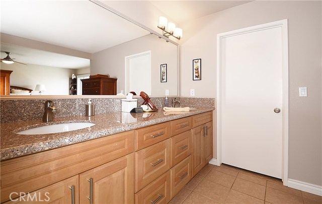 Master Dressing Area Master Dressing Area