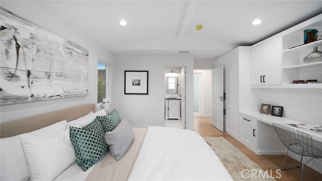 1904 Mathews Ave, Redondo Beach, California 90278, 5 Bedrooms Bedrooms, ,5 BathroomsBathrooms,Residential,Sold,Mathews Ave,PV21055128