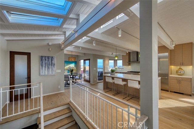 221 36th Street, Manhattan Beach, California 90266, 3 Bedrooms Bedrooms, ,3 BathroomsBathrooms,Residential,Sold,36th,SB20135528