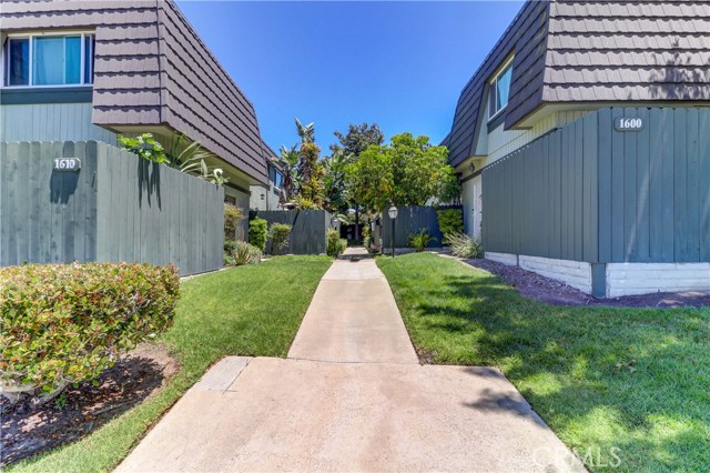 Photo of 1610 Iowa Street #D, Costa Mesa, CA 92626