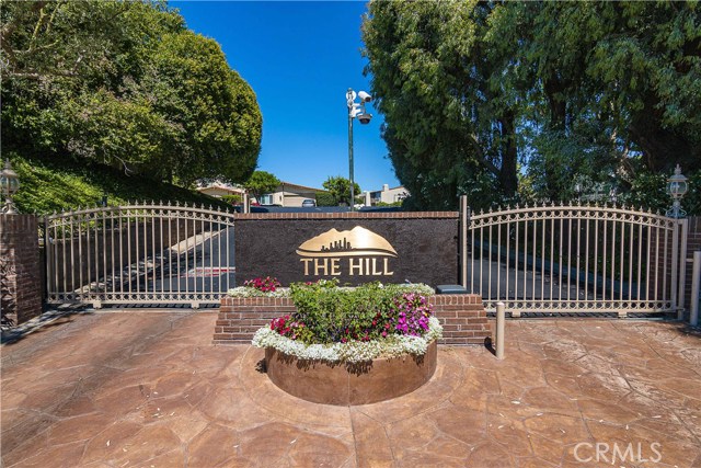 17 Hilltop Circle, Rancho Palos Verdes, California 90275, 2 Bedrooms Bedrooms, ,2 BathroomsBathrooms,Residential,Sold,Hilltop,SB19196809