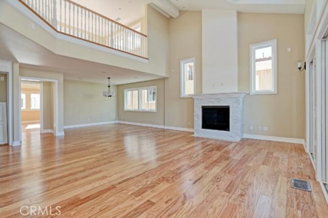 613 Lucia Avenue, Redondo Beach, California 90277, 3 Bedrooms Bedrooms, ,2 BathroomsBathrooms,Residential,Sold,Lucia,SB15046671
