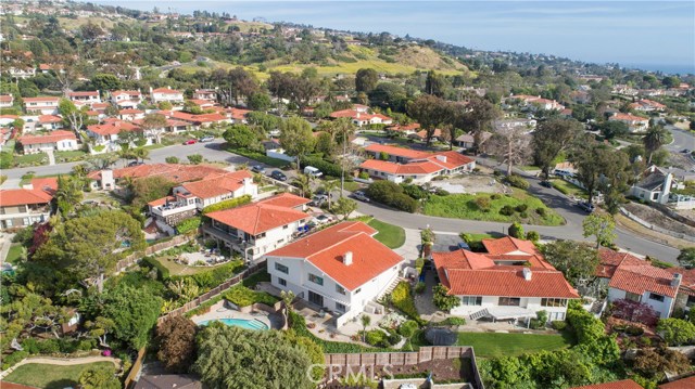 713 Cloyden Square, Palos Verdes Estates, California 90274, 3 Bedrooms Bedrooms, ,2 BathroomsBathrooms,Residential,Sold,Cloyden,SB17088498