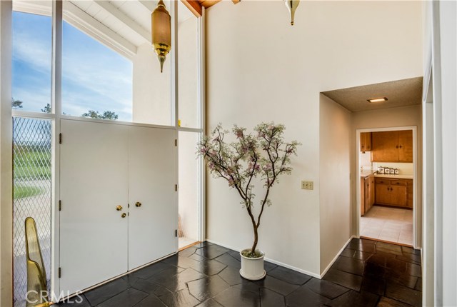 713 Cloyden Square, Palos Verdes Estates, California 90274, 3 Bedrooms Bedrooms, ,2 BathroomsBathrooms,Residential,Sold,Cloyden,SB17088498