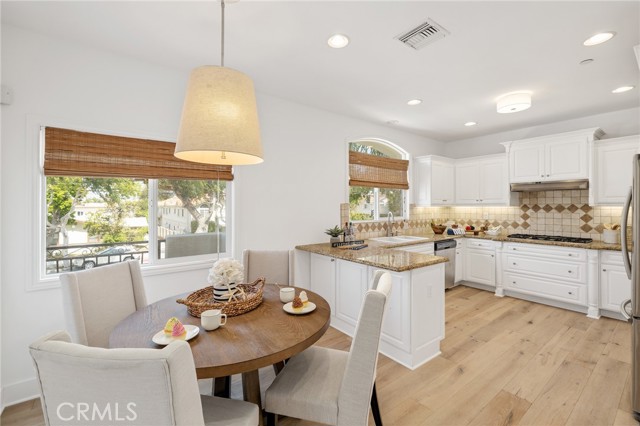 2518 Grant Avenue, Redondo Beach, California 90278, 3 Bedrooms Bedrooms, ,2 BathroomsBathrooms,Residential,Sold,Grant,SB21052990