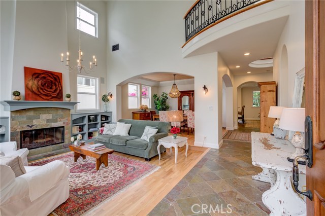 1144 9th Street, Hermosa Beach, California 90254, 5 Bedrooms Bedrooms, ,4 BathroomsBathrooms,Residential,Sold,9th,SB19216948