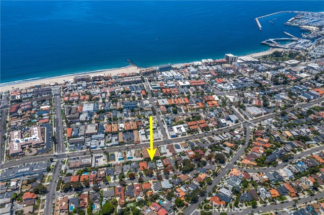 619 Gertruda Avenue, Redondo Beach, California 90277, 3 Bedrooms Bedrooms, ,Residential,Sold,Gertruda,PV20123167