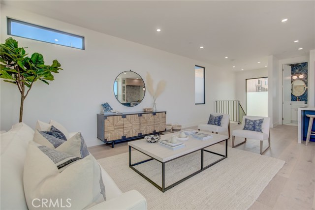 124 39th Street, Manhattan Beach, California 90266, 3 Bedrooms Bedrooms, ,2 BathroomsBathrooms,Residential,Sold,39th,SB20089804