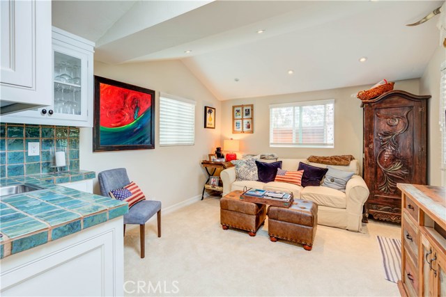 1236 3rd Street, Hermosa Beach, California 90254, 2 Bedrooms Bedrooms, ,Residential,Sold,3rd,SB19113677
