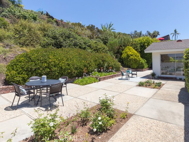 32460 Sea Raven Drive, Rancho Palos Verdes, California 90275, 4 Bedrooms Bedrooms, ,2 BathroomsBathrooms,Residential,Sold,Sea Raven,SB20116764