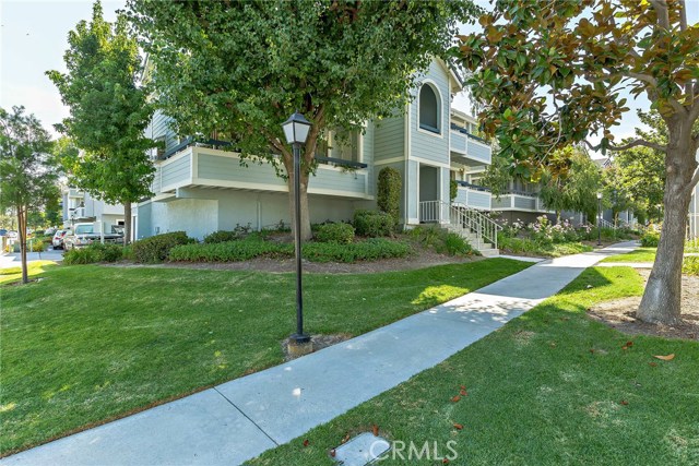 2 Bed Home for Sale in Canyon Country, California