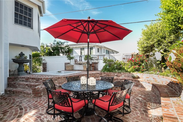 659 18th Street, Manhattan Beach, California 90266, 4 Bedrooms Bedrooms, ,3 BathroomsBathrooms,Residential,Sold,18th,SB19269469