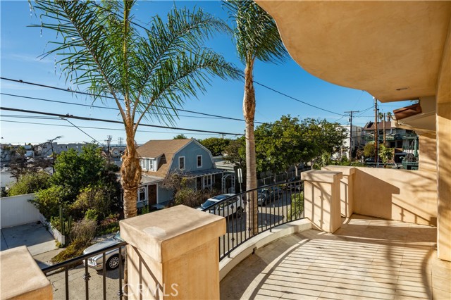 434 Ocean View Avenue, Hermosa Beach, California 90254, 3 Bedrooms Bedrooms, ,3 BathroomsBathrooms,Residential,Sold,Ocean View,SB21023641