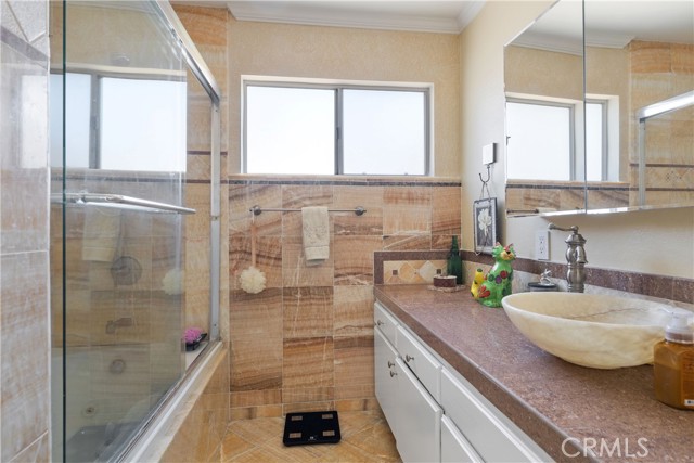 2113 Pullman Lane, Redondo Beach, California 90278, 3 Bedrooms Bedrooms, ,3 BathroomsBathrooms,Residential,Sold,Pullman,SB21045078