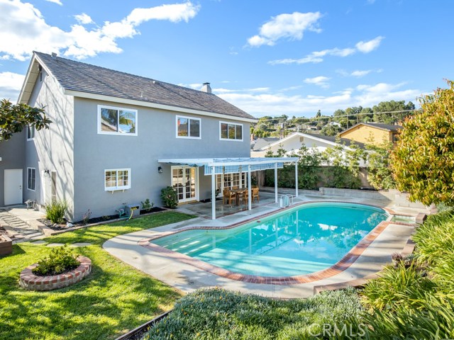 2105 Redondela Drive, Rancho Palos Verdes, California 90275, 4 Bedrooms Bedrooms, ,3 BathroomsBathrooms,Residential,Sold,Redondela,SB20024119