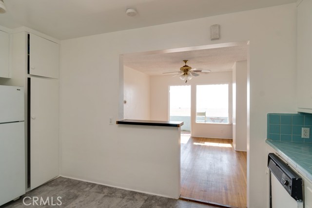 528 The Strand, Hermosa Beach, California 90254, ,Residential Income,Sold,The Strand,SB17157905