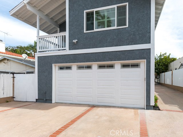 711 Irena Avenue, Redondo Beach, California 90277, 4 Bedrooms Bedrooms, ,2 BathroomsBathrooms,Residential,Sold,Irena,SB19226574
