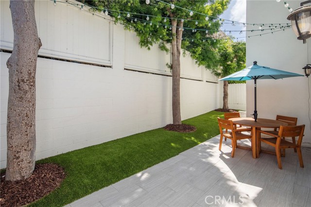 712 Irena Avenue, Redondo Beach, California 90277, 3 Bedrooms Bedrooms, ,1 BathroomBathrooms,Residential,Sold,Irena,SB20172033