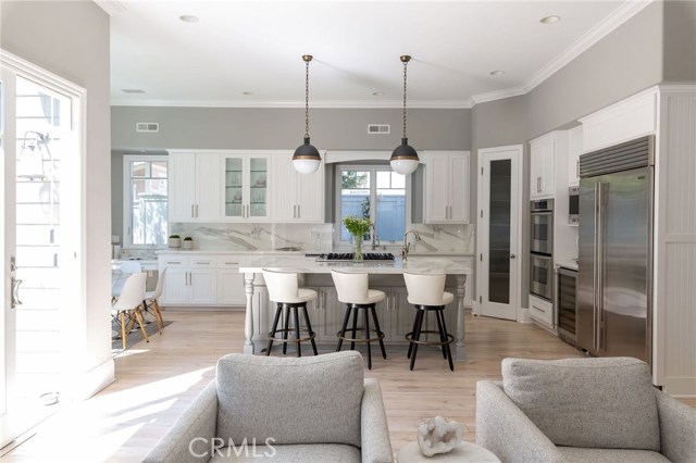 2805 Palm Avenue, Manhattan Beach, California 90266, 5 Bedrooms Bedrooms, ,4 BathroomsBathrooms,Residential,Sold,Palm,SB19212306