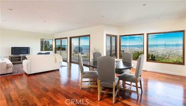 6061 Woodfern Drive, Rancho Palos Verdes, California 90275, 6 Bedrooms Bedrooms, ,4 BathroomsBathrooms,Residential,Sold,Woodfern,SB19042575