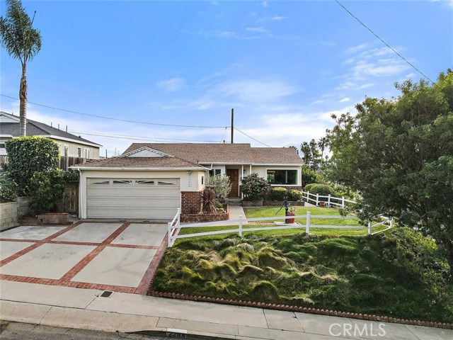 2208 Fisher Court, Redondo Beach, California 90278, 3 Bedrooms Bedrooms, ,1 BathroomBathrooms,Residential,Sold,Fisher,CV21009126