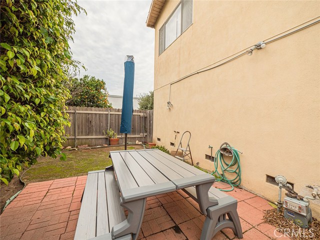 1002 3rd Street, Hermosa Beach, California 90254, 3 Bedrooms Bedrooms, ,2 BathroomsBathrooms,Residential,Sold,3rd,SB21012188