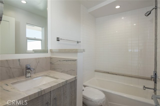 1729 Harriman Lane, Redondo Beach, California 90278, 4 Bedrooms Bedrooms, ,3 BathroomsBathrooms,Residential,Sold,Harriman,SB17280661